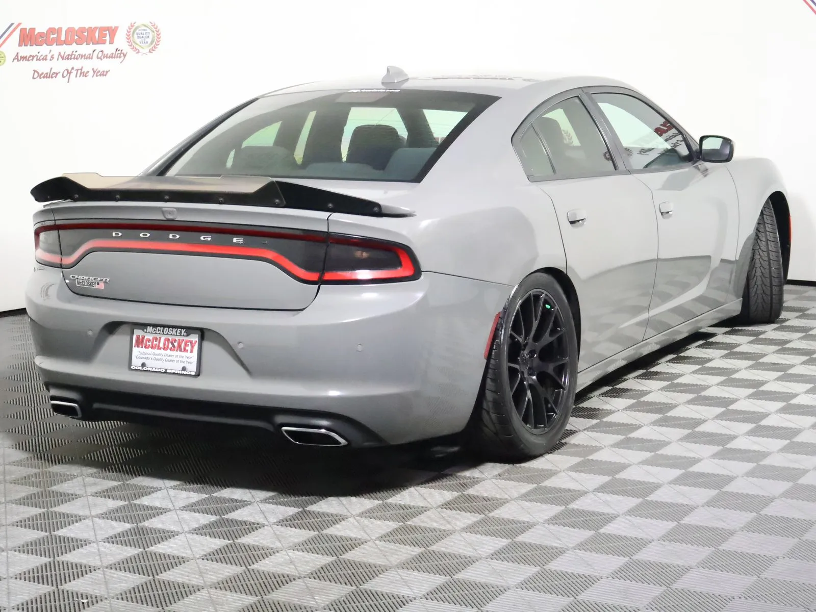 Dodge Charger photo 5