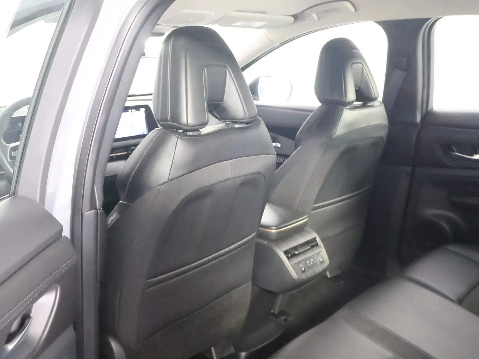 Nissan Ariya photo 41