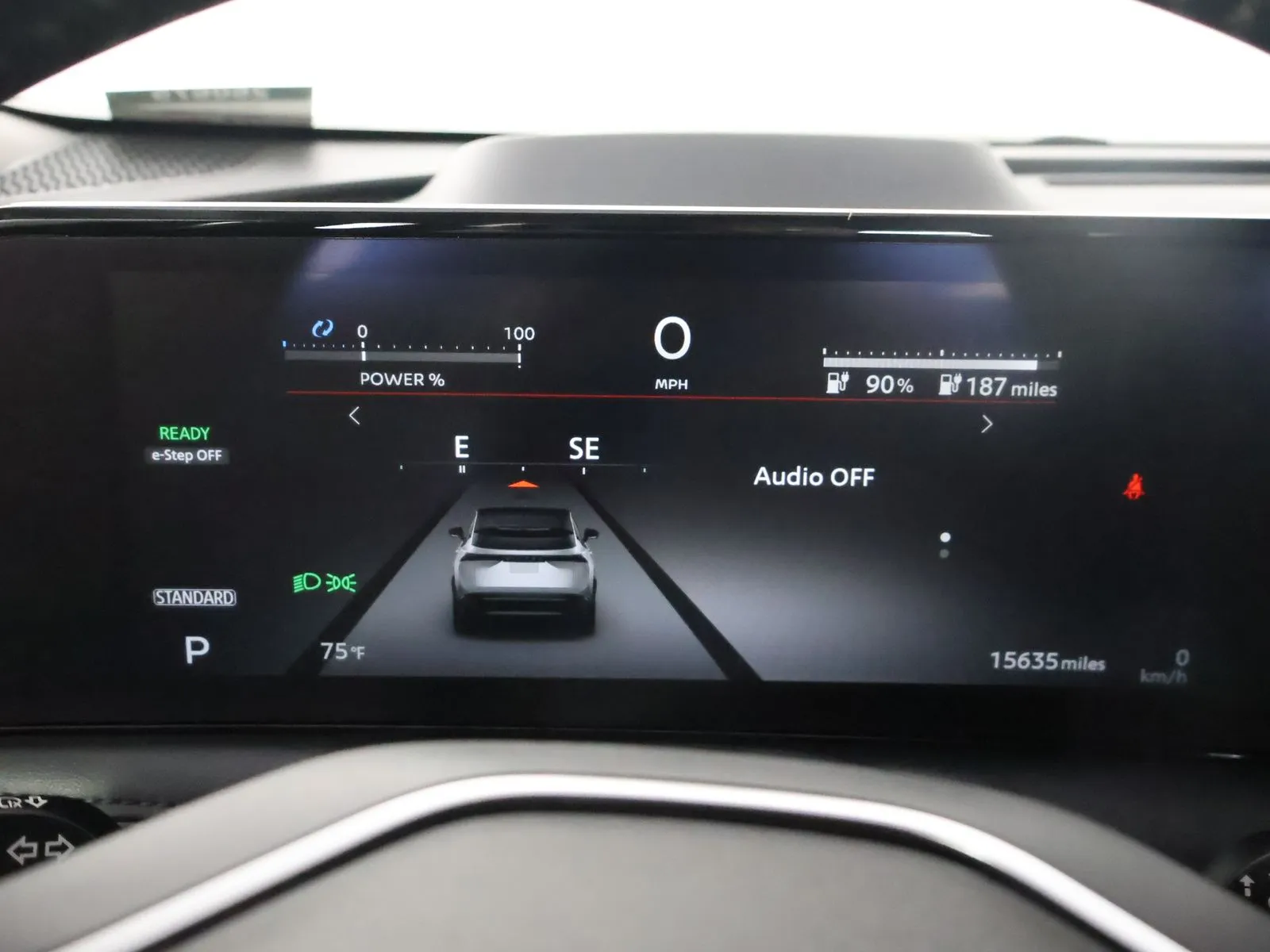 Nissan Ariya photo 36