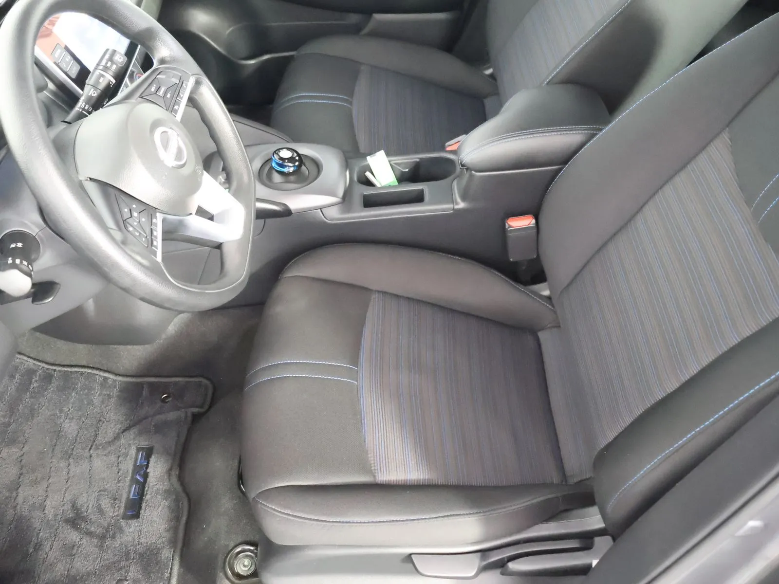 Nissan Leaf photo 24
