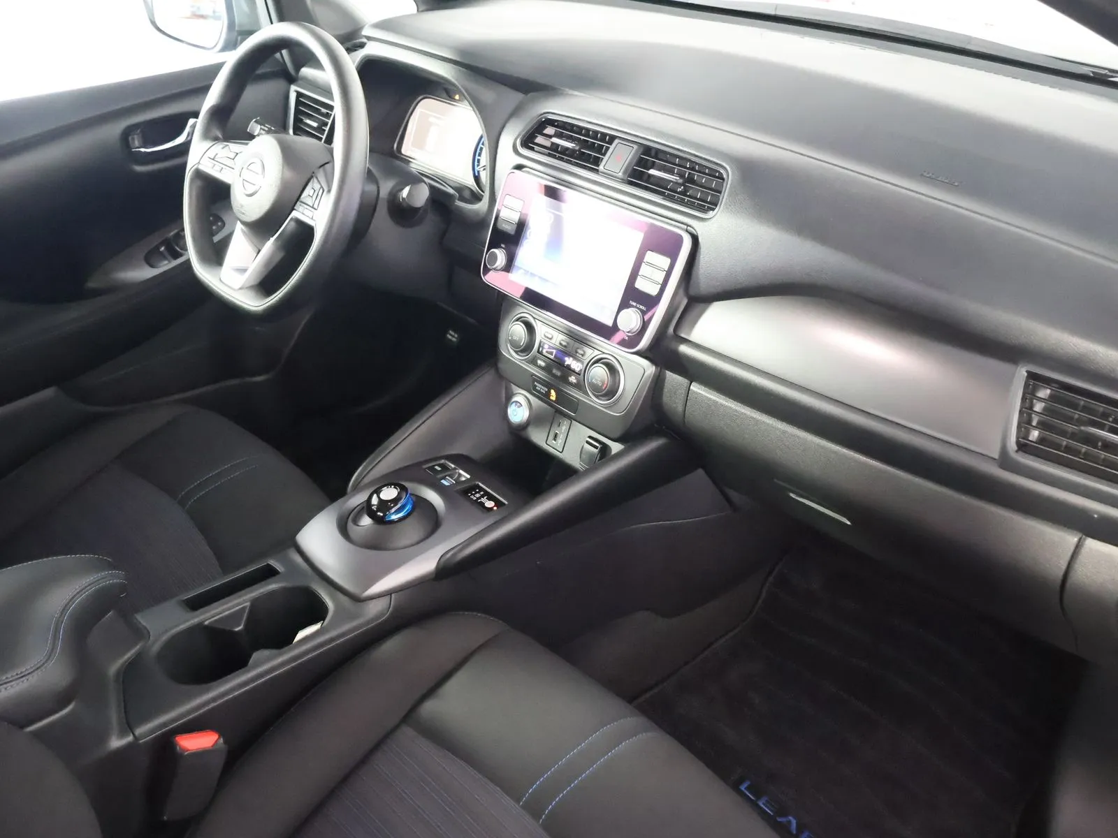 Nissan Leaf photo 46