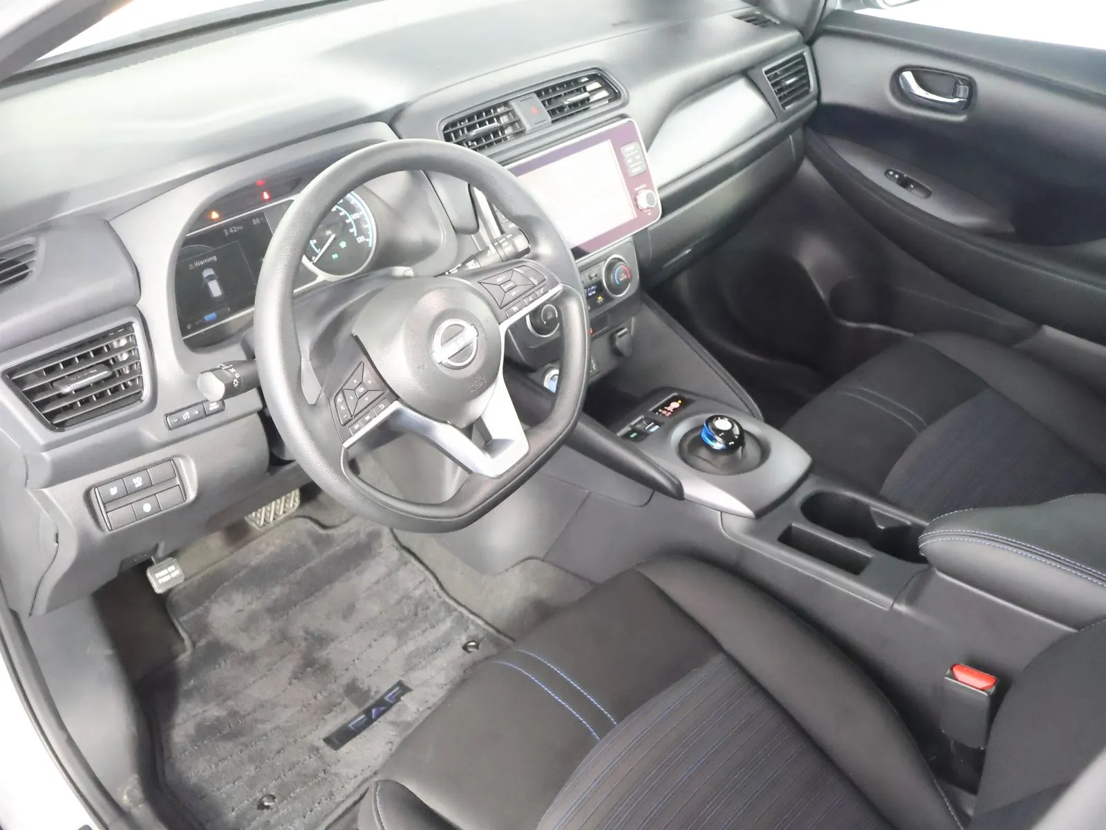 Nissan Leaf photo 22