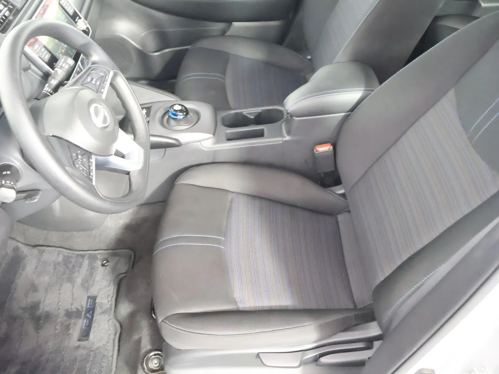 Nissan Leaf photo 23