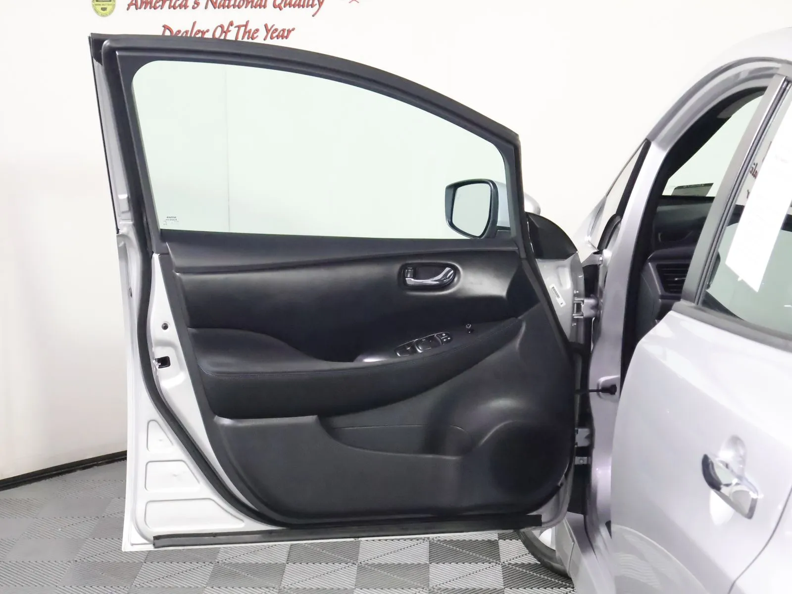 Nissan Leaf photo 20