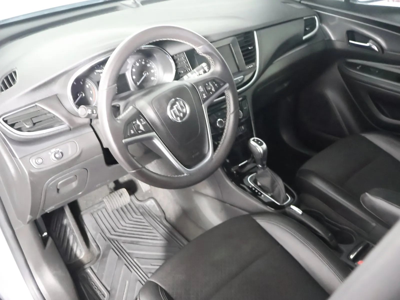 Buick Encore photo 23