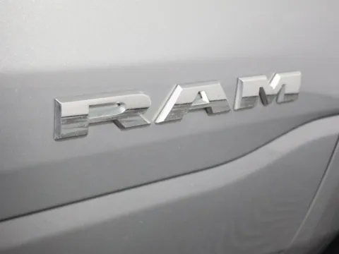 More photos of 2022 Ram 1500 Big Horn/Lone Star at McCloskey Imports & 4x4s (Licensed as McCloskey Isuzu), CO