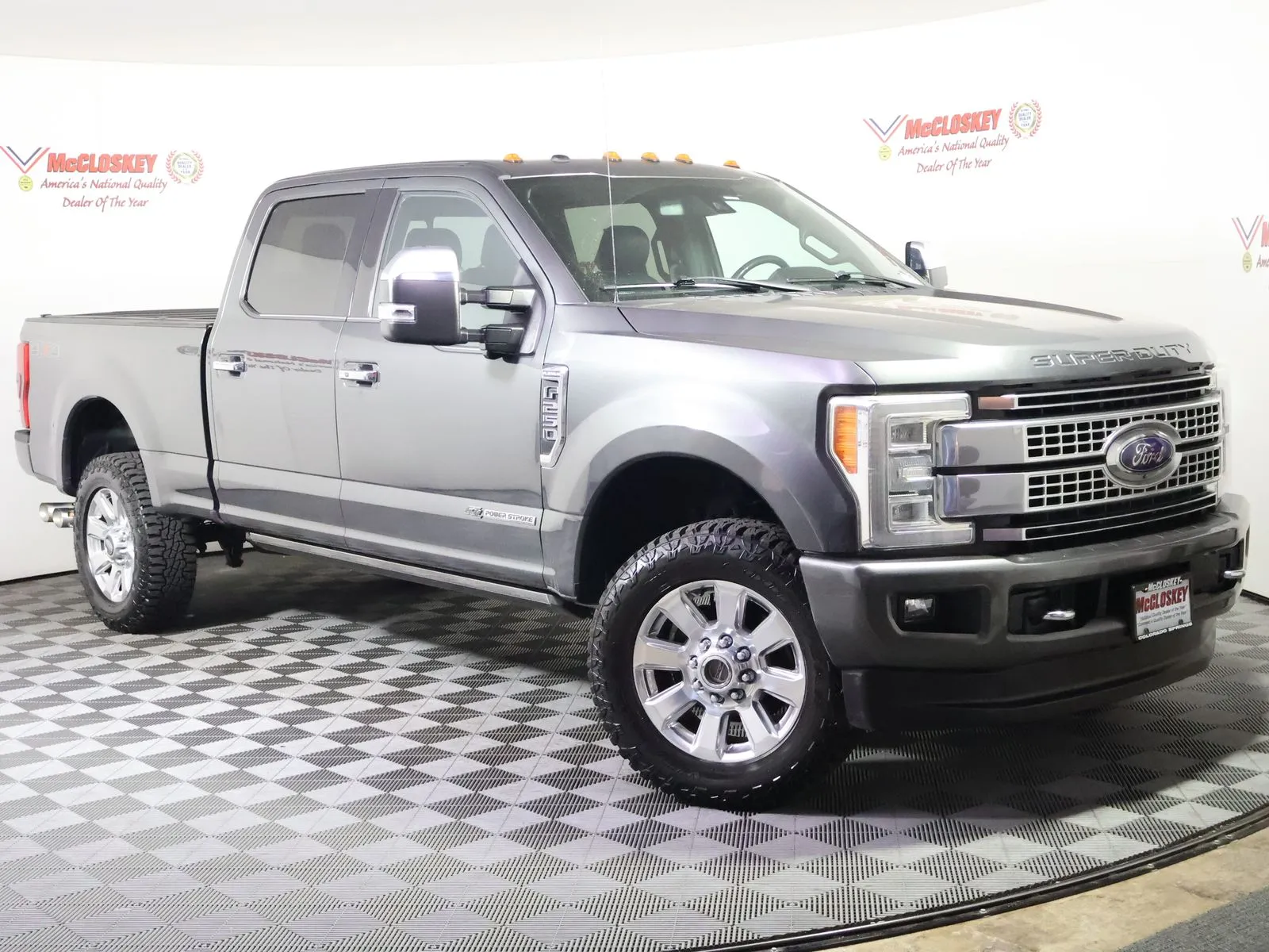 Ford F-250SD photo 2
