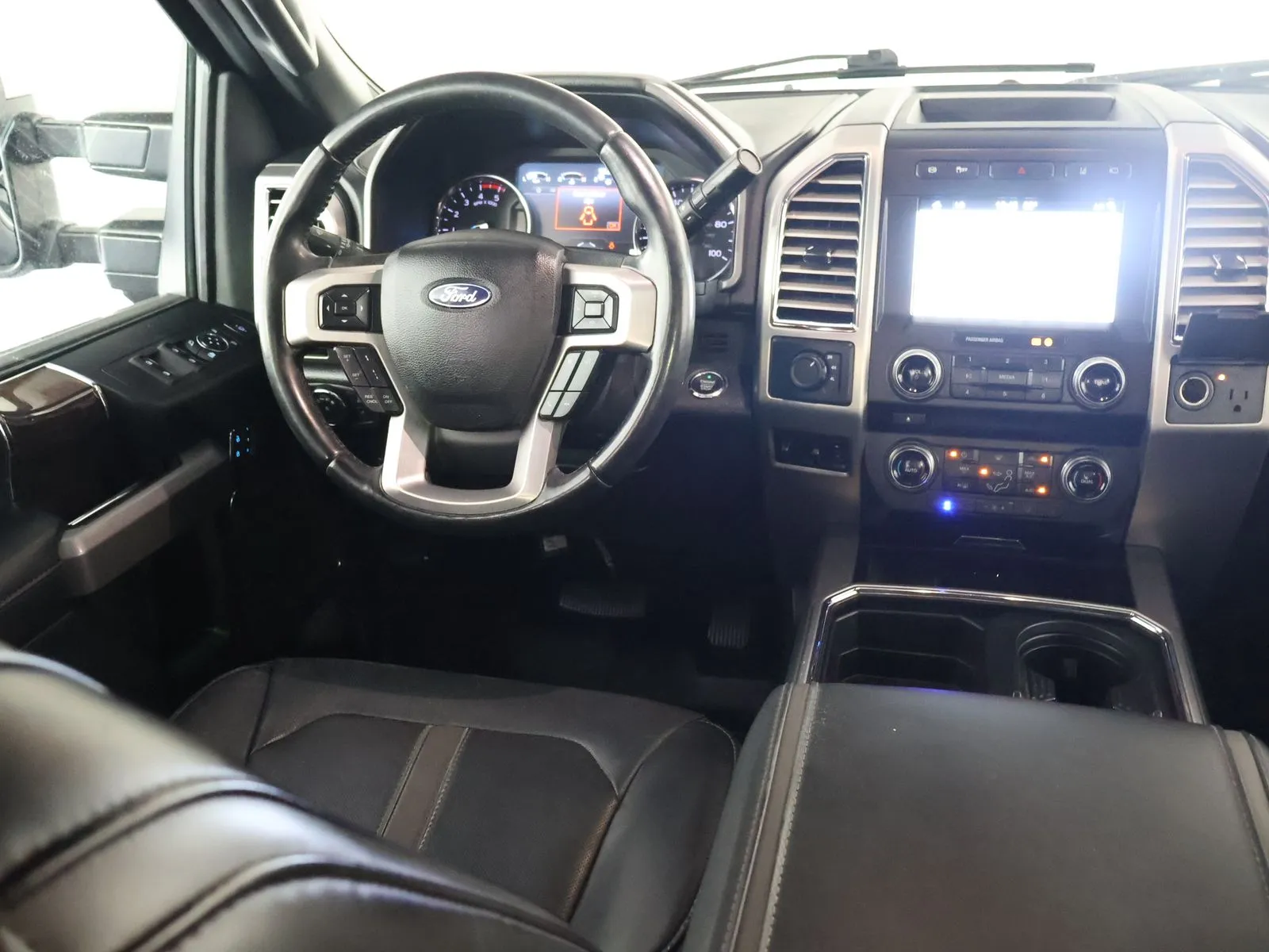Ford F-250SD photo 41
