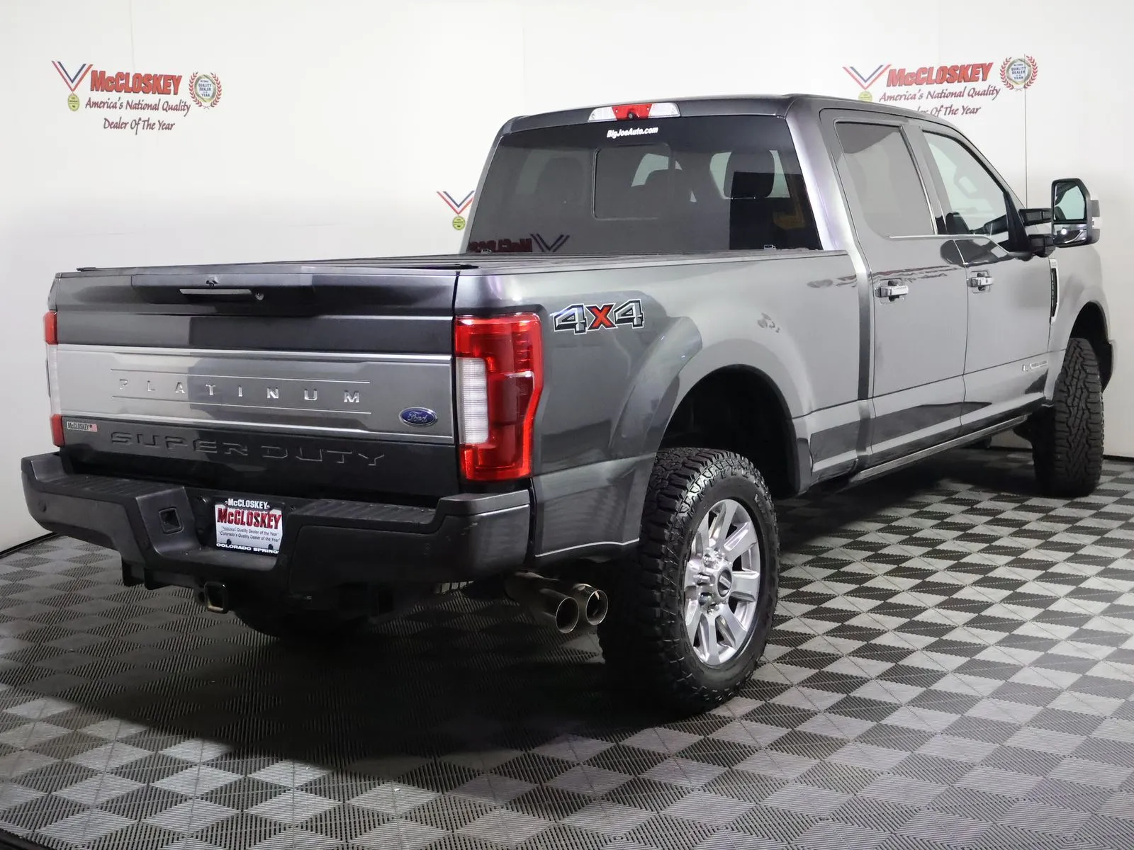 Ford F-250SD photo 9