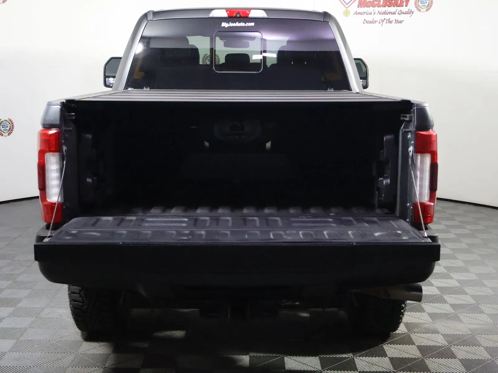 Ford F-250SD photo 12
