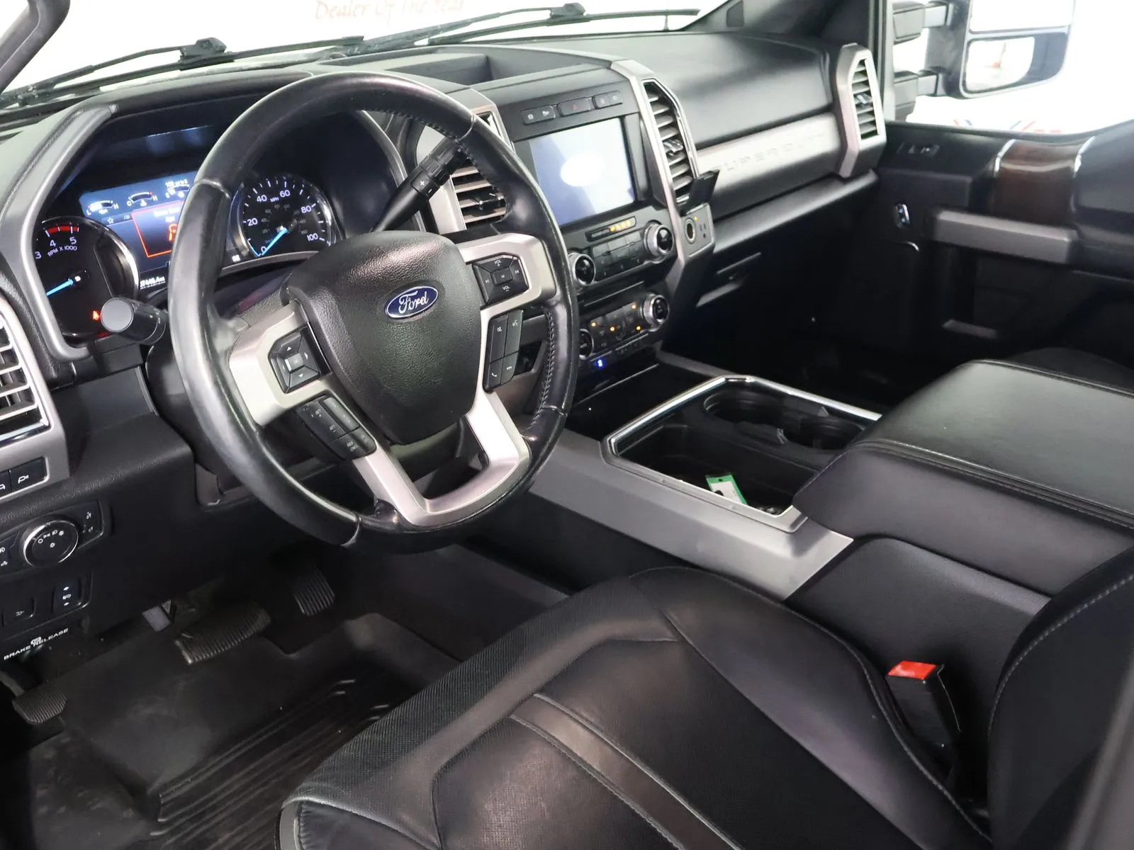 Ford F-250SD photo 36