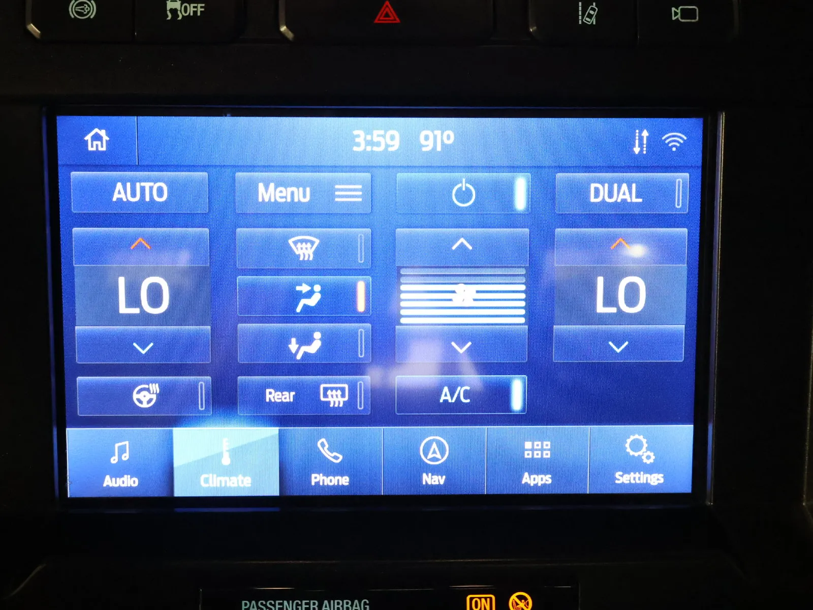 Ford F-250SD photo 35