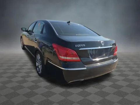 More photos of 2013 Hyundai Equus Signature at McCloskey Imports & 4x4s (Licensed as McCloskey Isuzu), CO