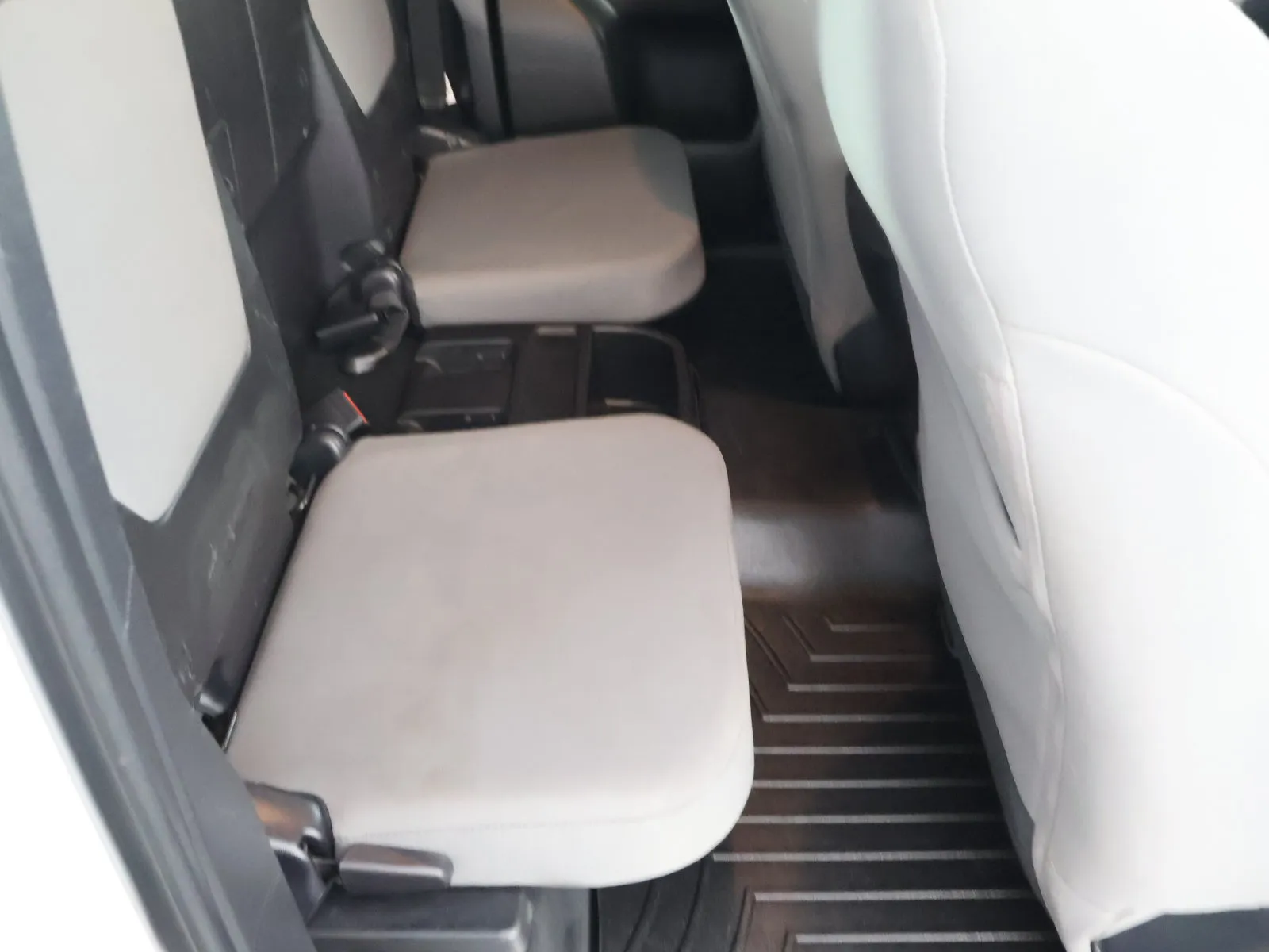 Toyota Tacoma photo 43