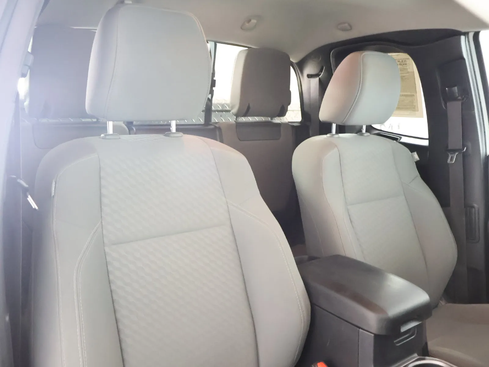 Toyota Tacoma photo 46