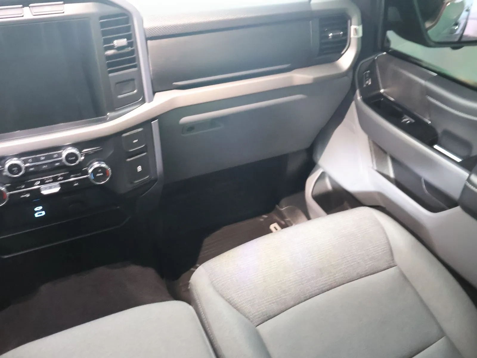 Ford F-150 photo 33