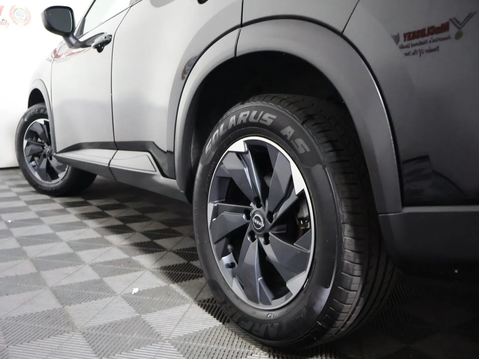 Nissan Rogue photo 13