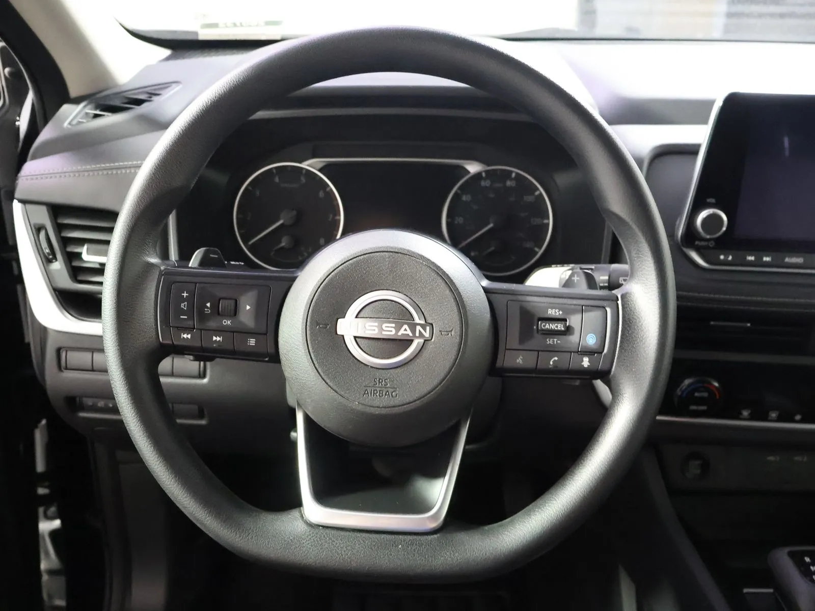 Nissan Rogue photo 22