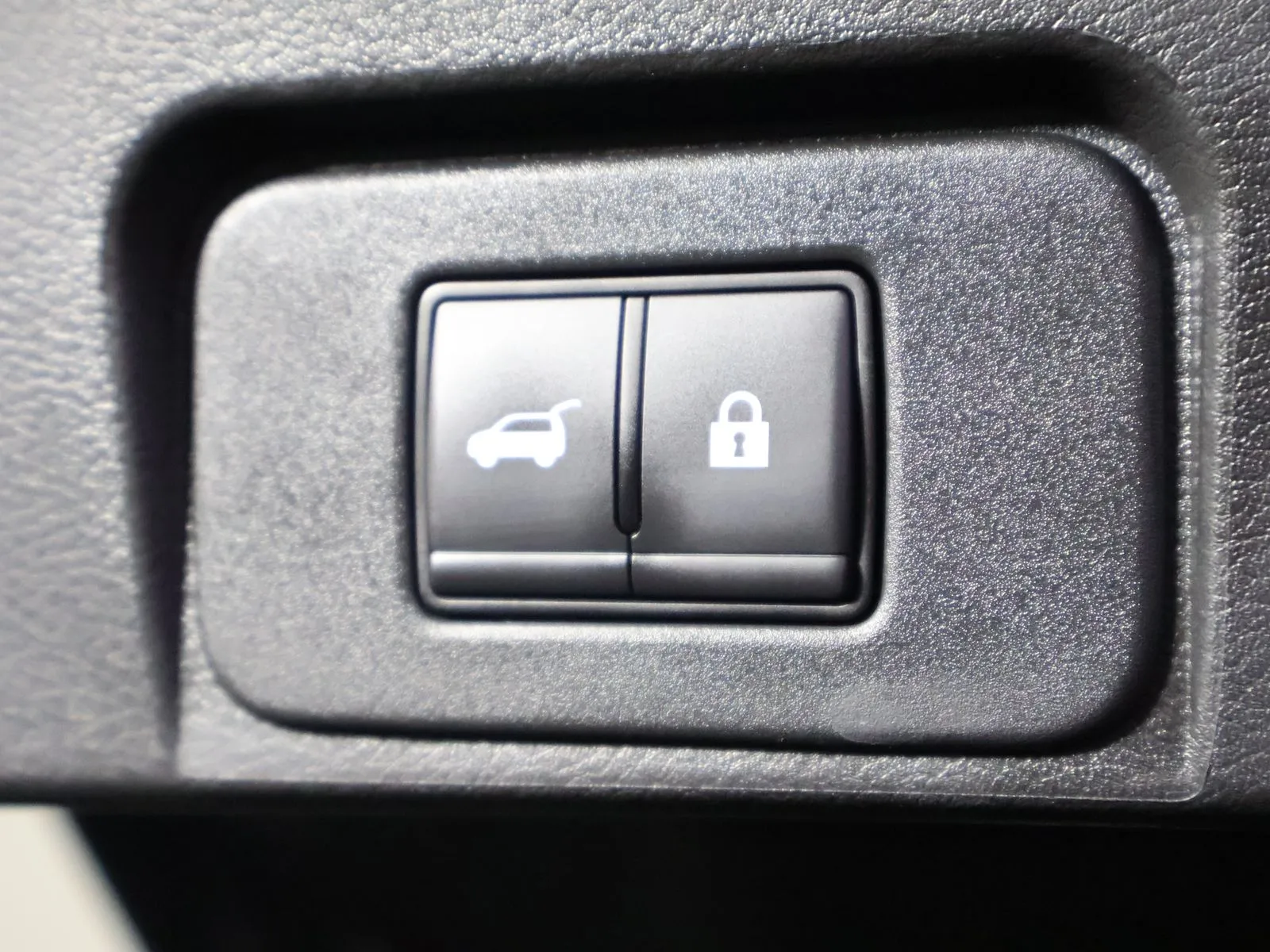 Nissan Rogue photo 11