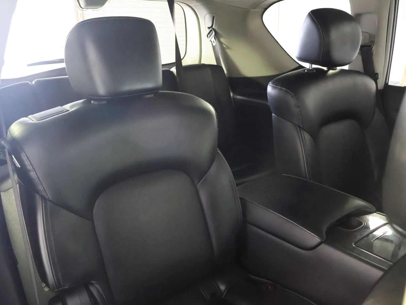 Infiniti QX80 photo 54