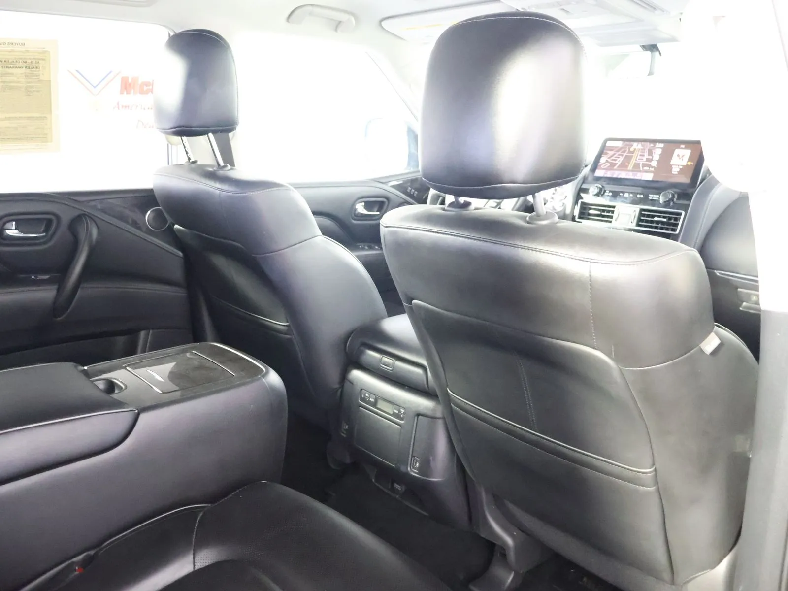 Infiniti QX80 photo 52