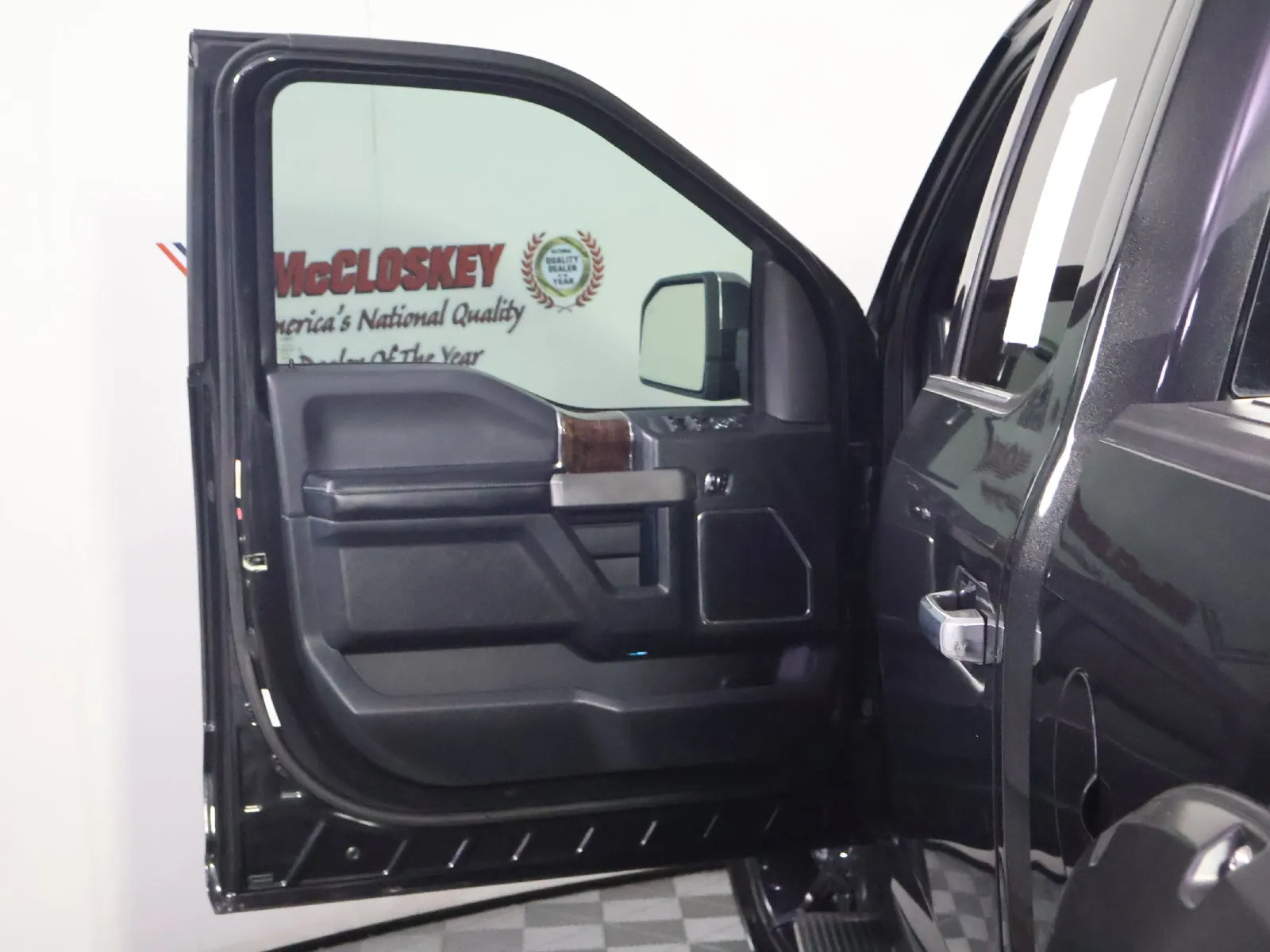 Ford F-150 photo 22