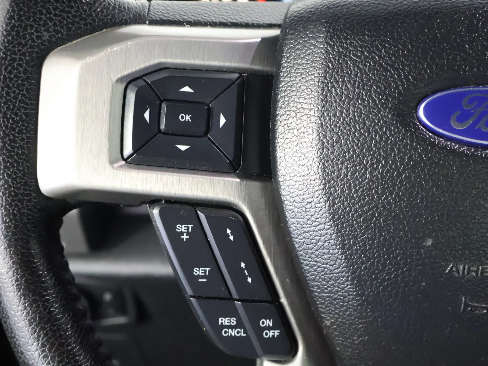 Ford F-150 photo 34