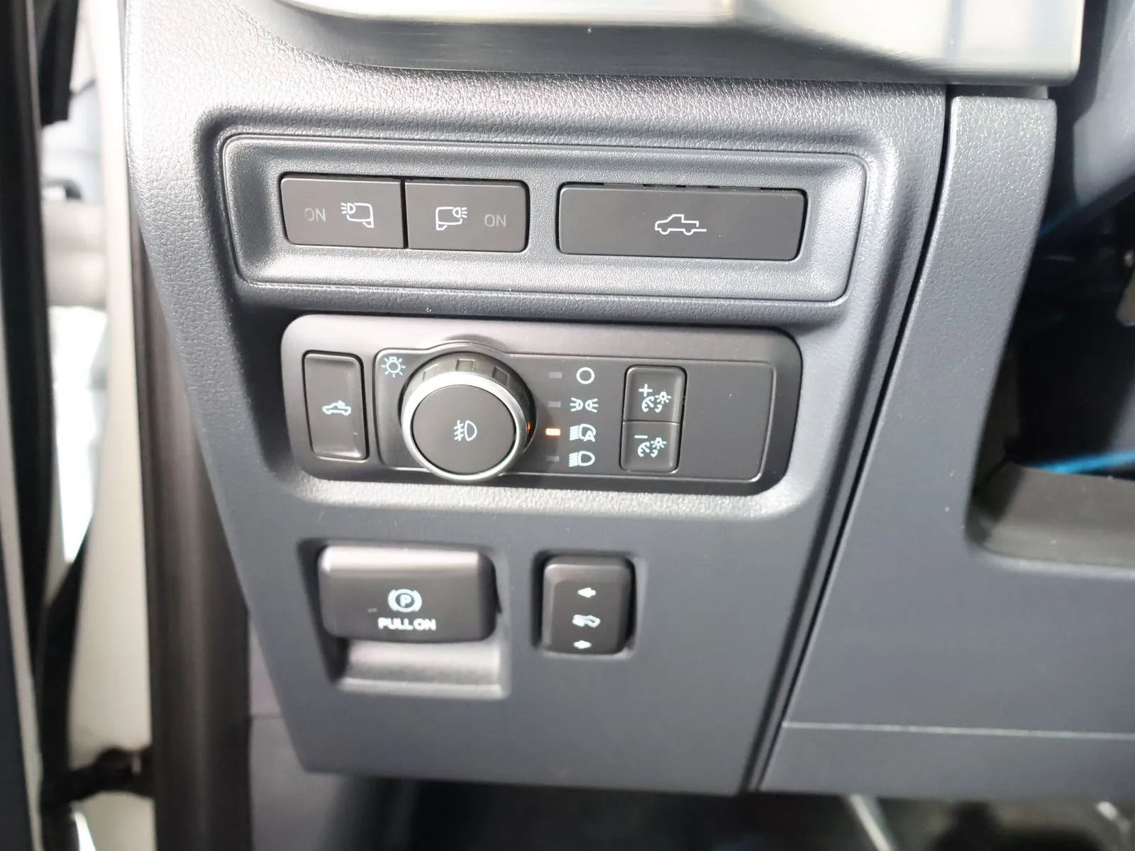Ford F-150 photo 33