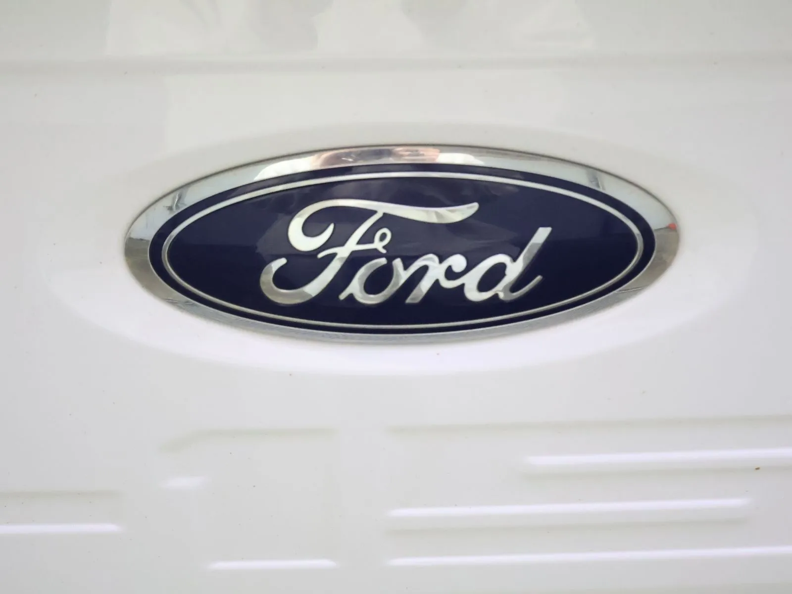 Ford F-150 photo 8