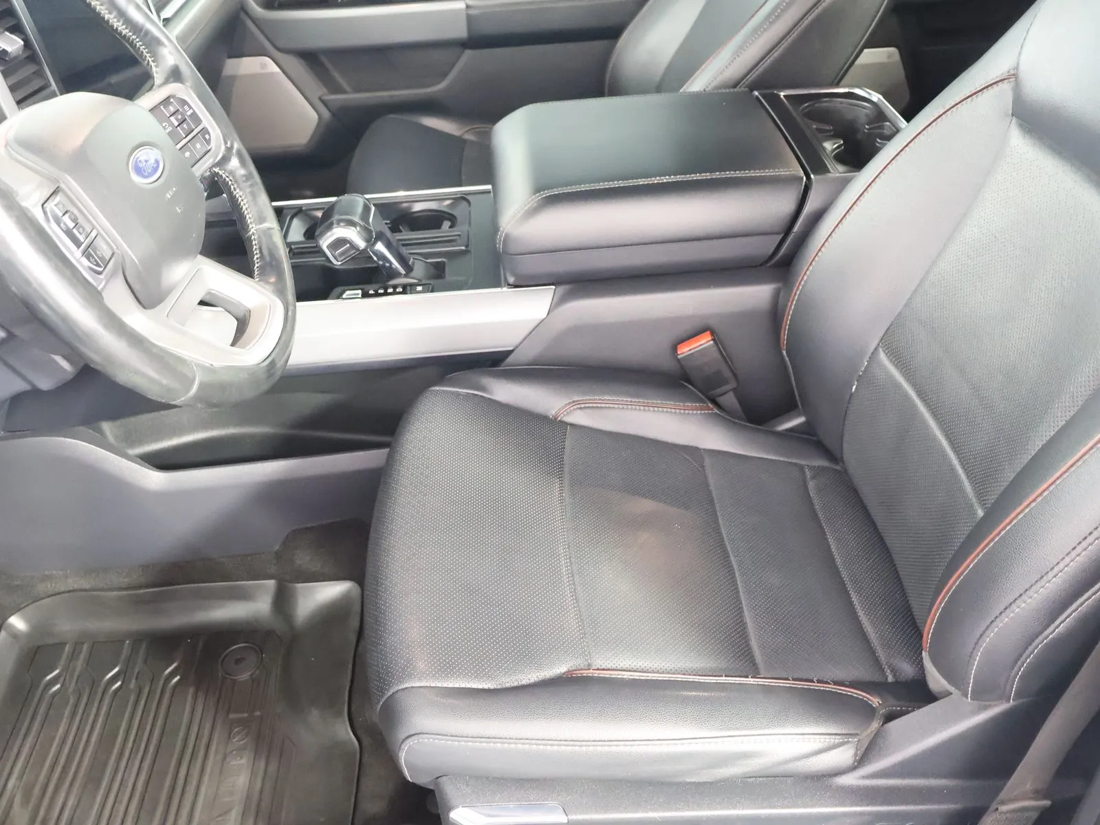 Ford F-150 photo 26