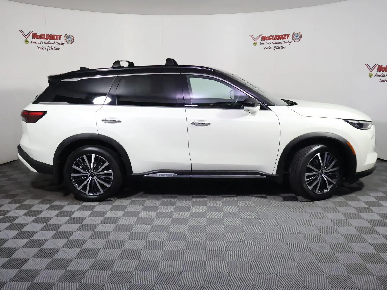Infiniti QX60 photo 3