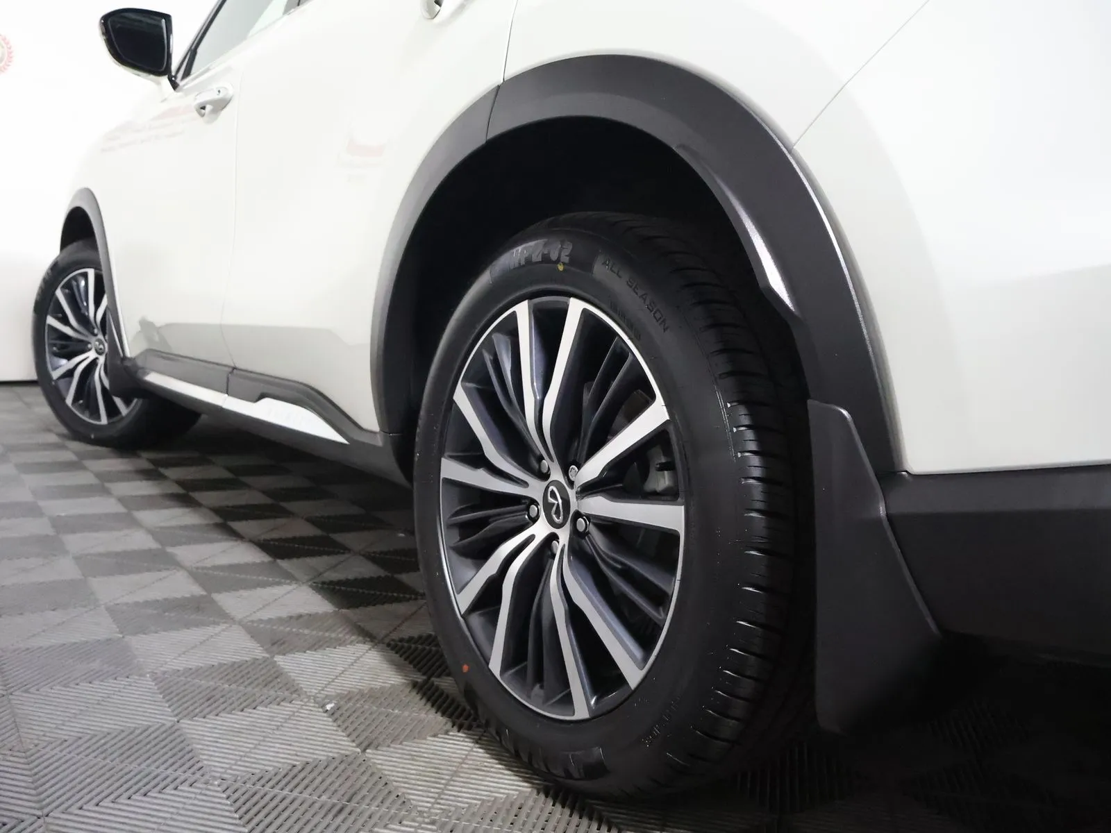 Infiniti QX60 photo 16