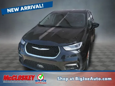 Black 2024 Chrysler Pacifica Touring L for sale in Colorado Springs, CO