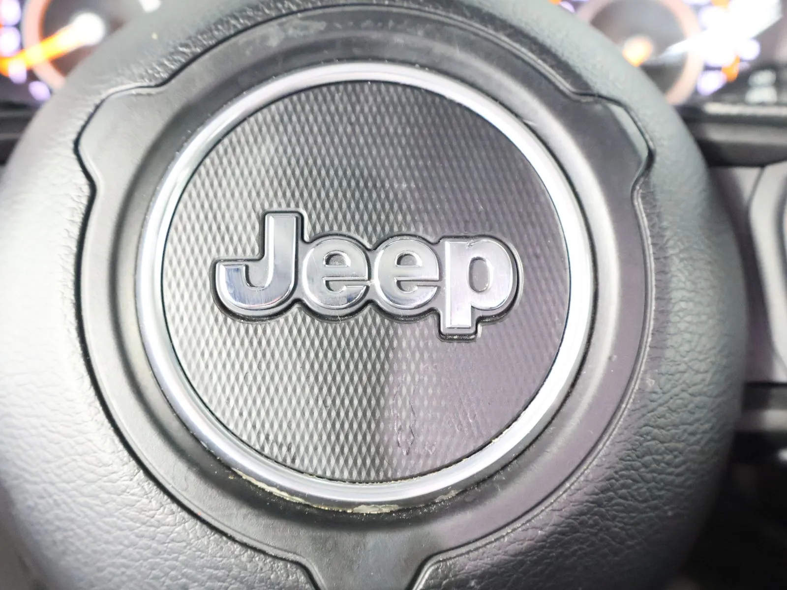 Jeep Wrangler photo 32