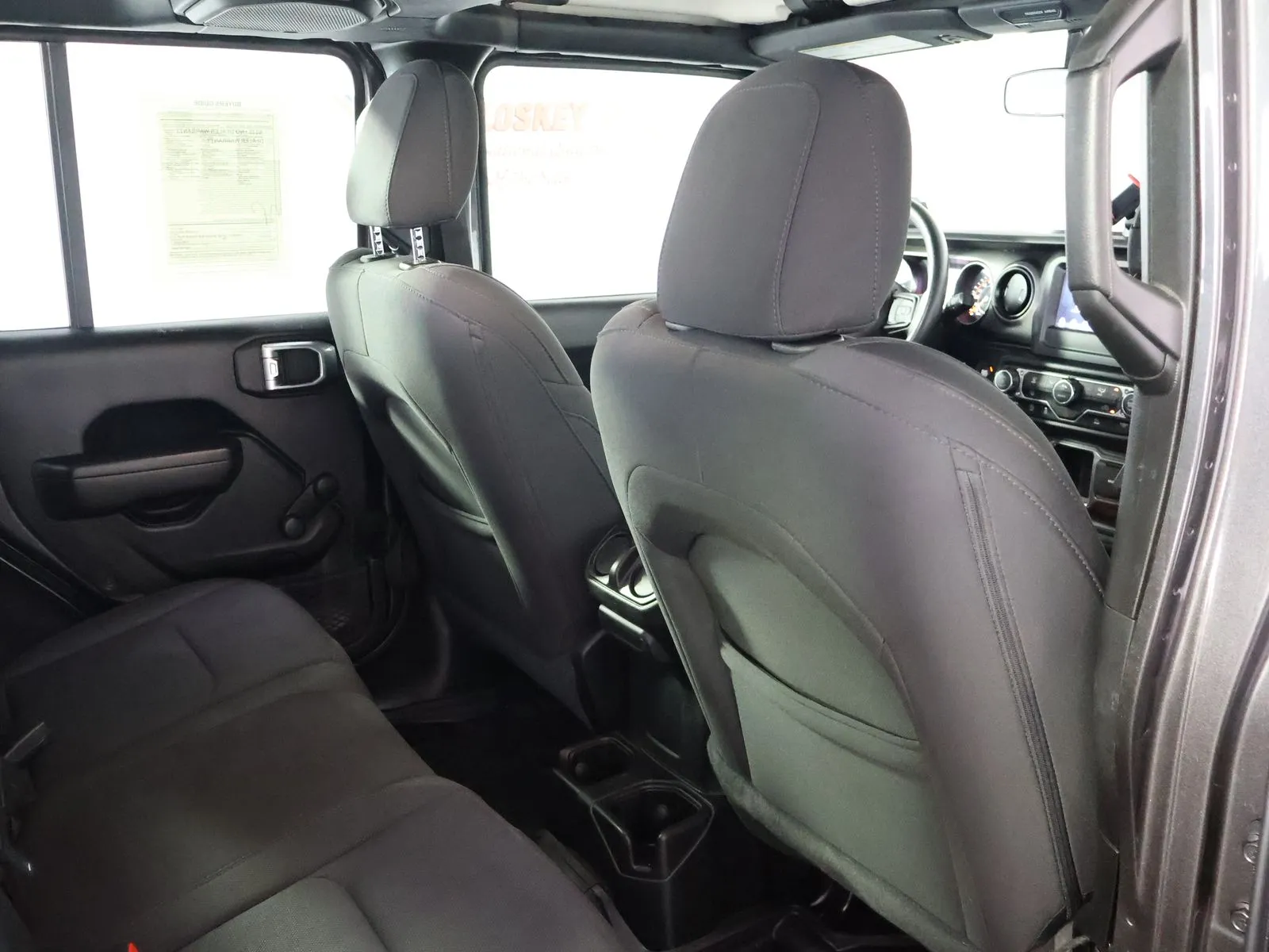 Jeep Wrangler photo 45