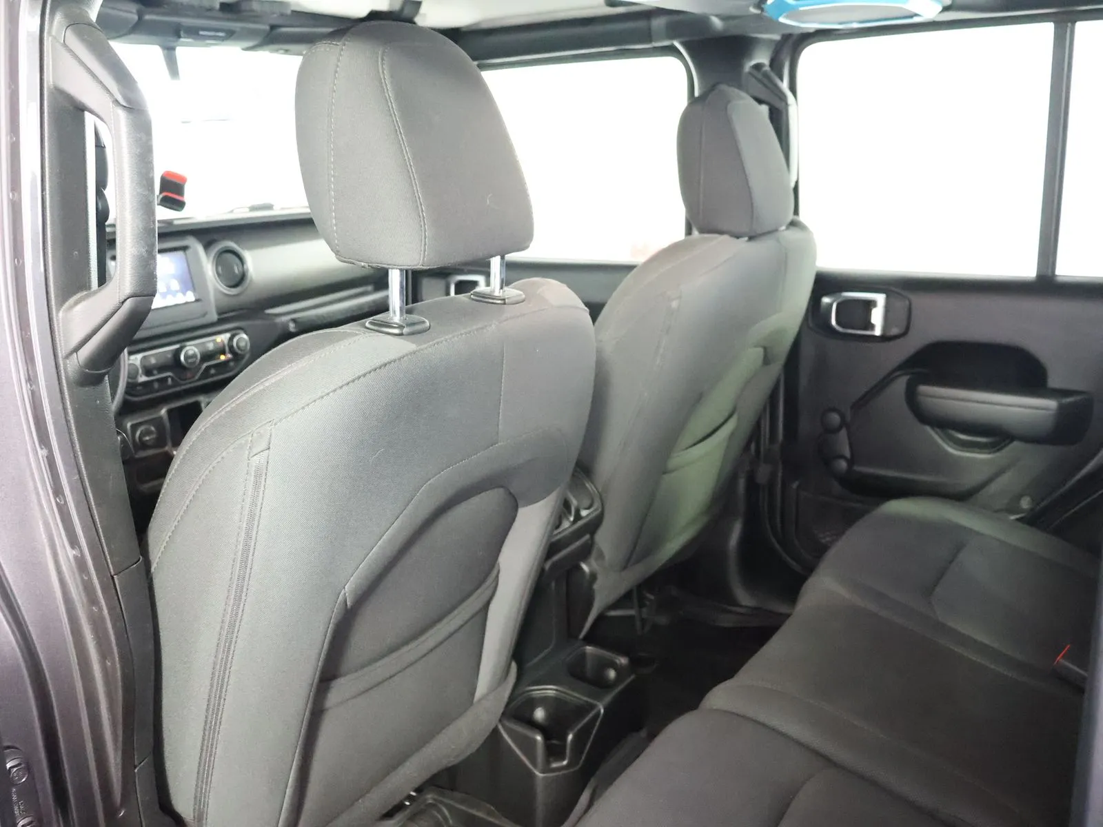 Jeep Wrangler photo 42