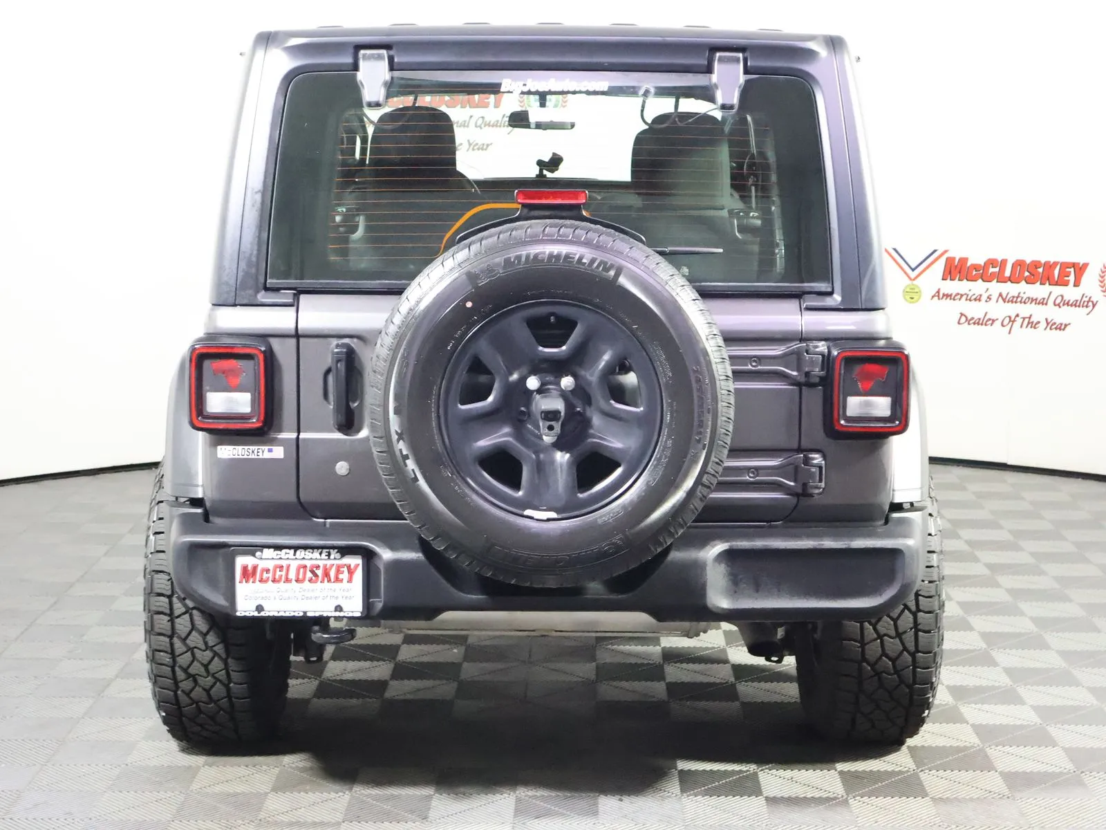 Jeep Wrangler photo 6