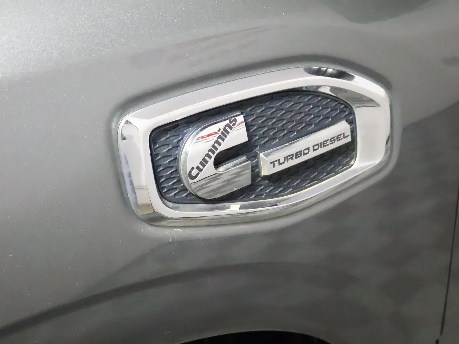 Nissan Titan photo 22