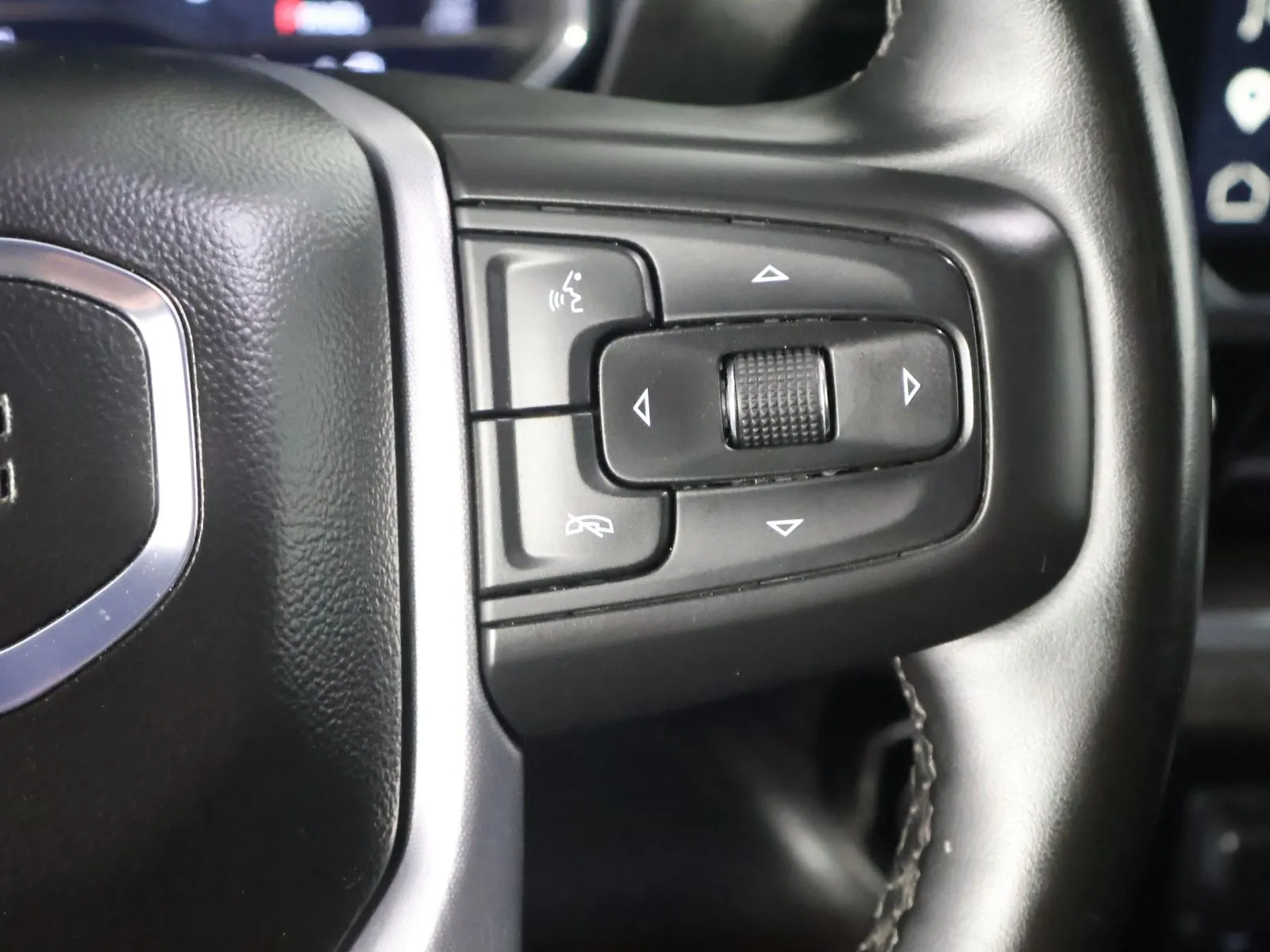 GMC Sierra photo 33