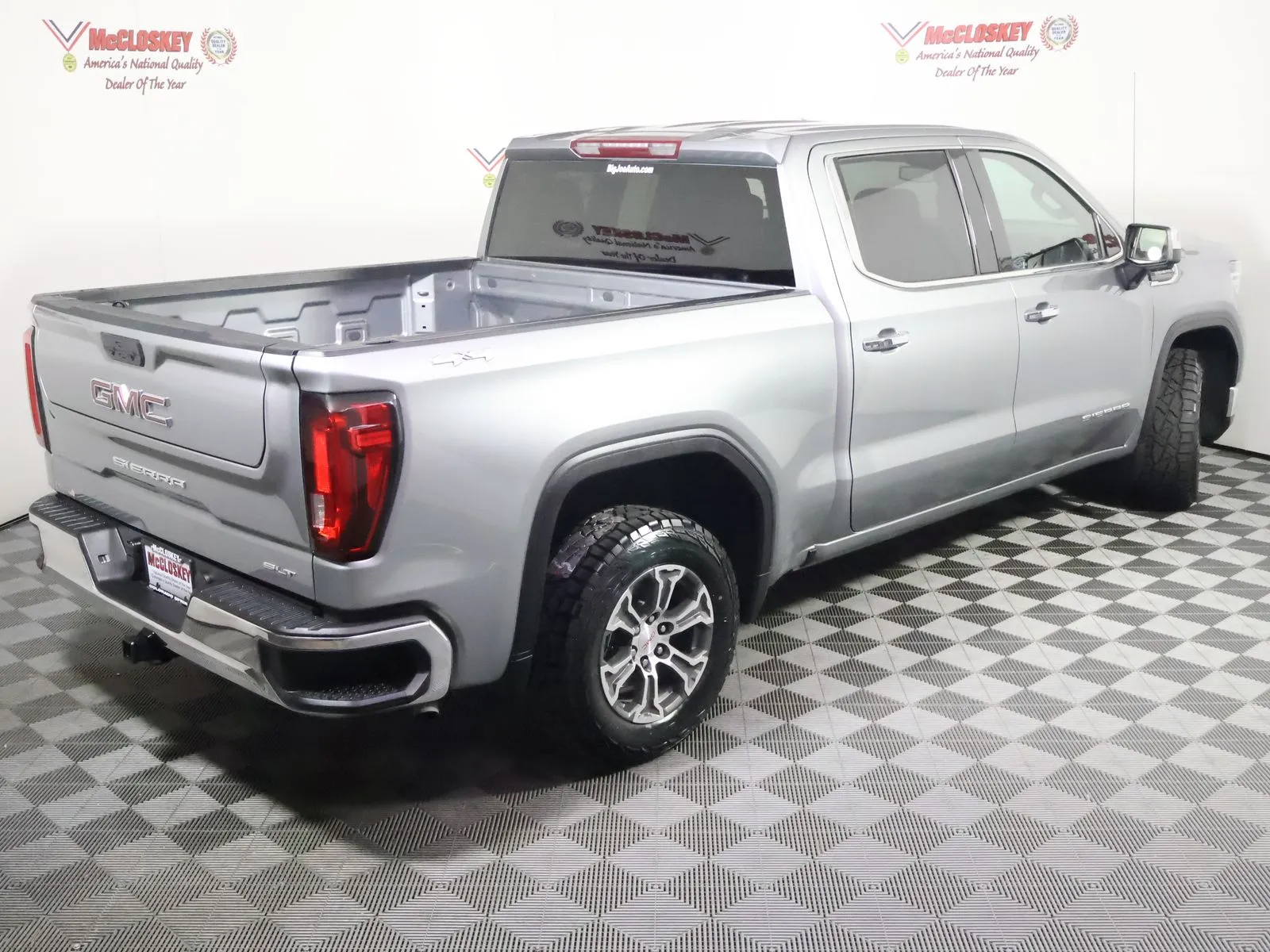 GMC Sierra photo 4