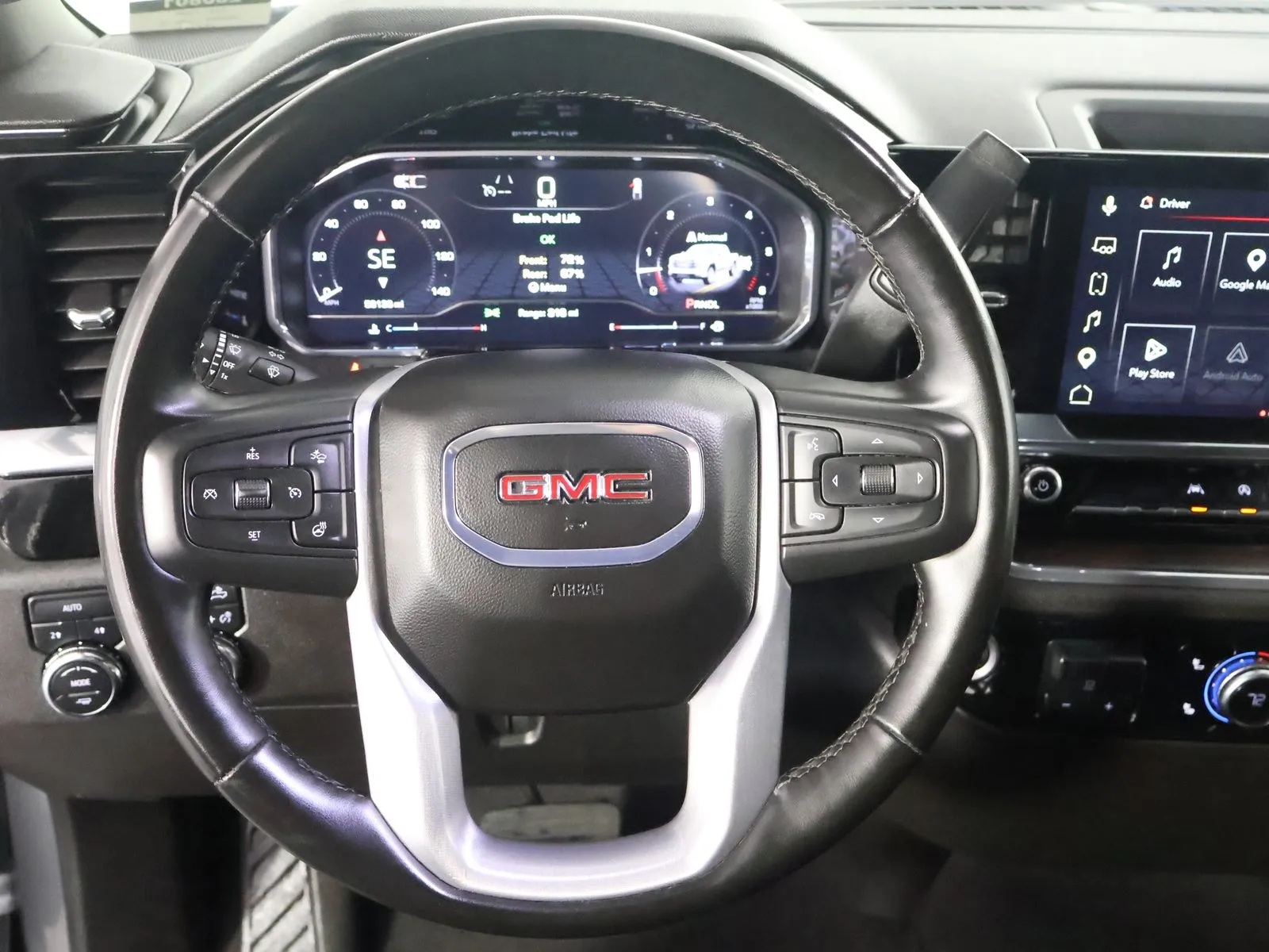 GMC Sierra photo 30