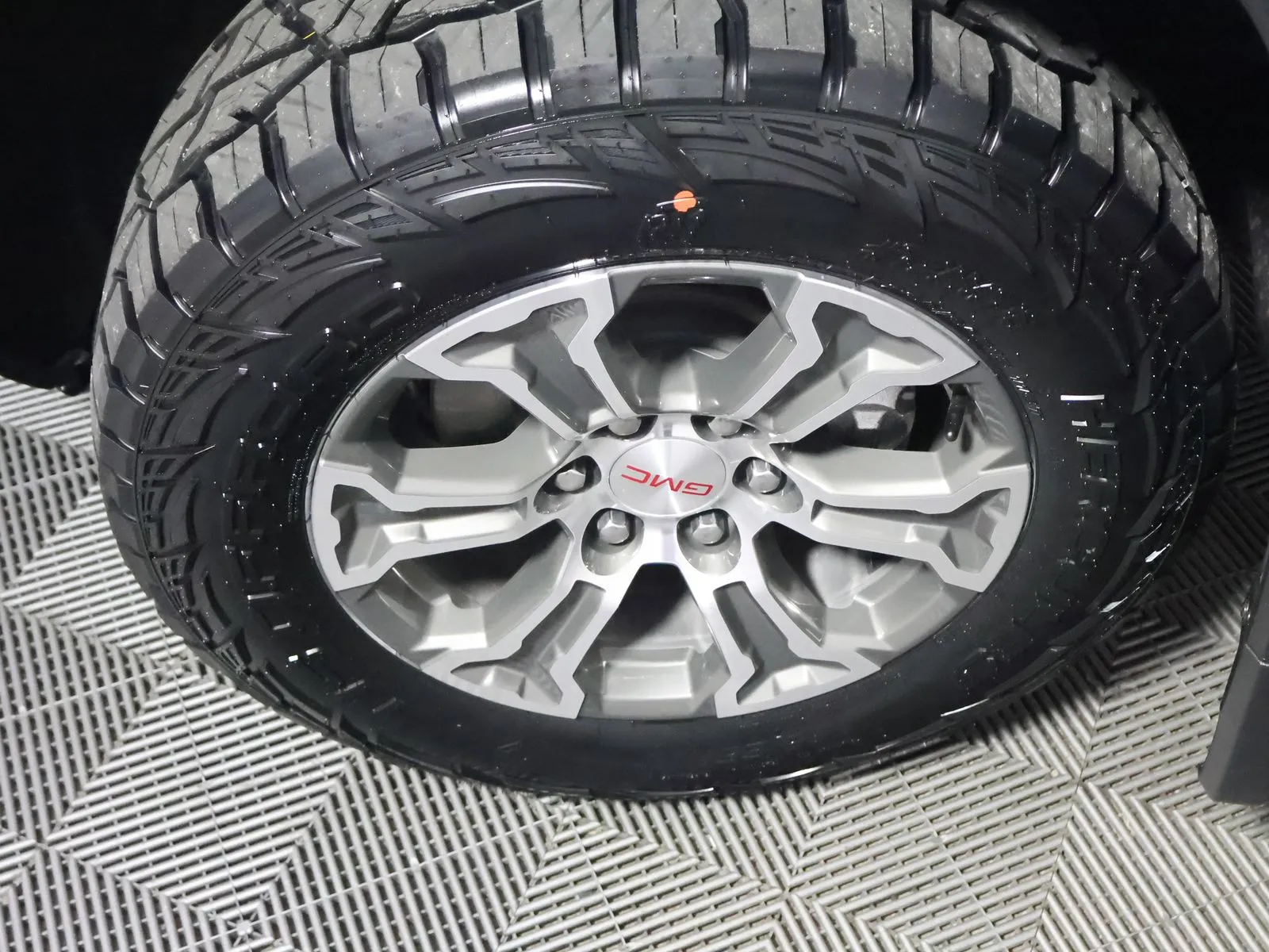 GMC Sierra photo 20