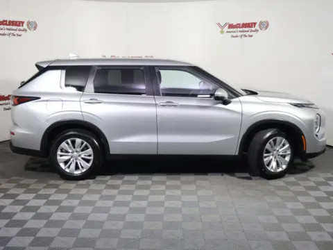Another view of 2025 Mitsubishi Outlander ES for sale in Colorado Springs, CO at McCloskey Imports & 4x4s (Licensed as McCloskey Isuzu)