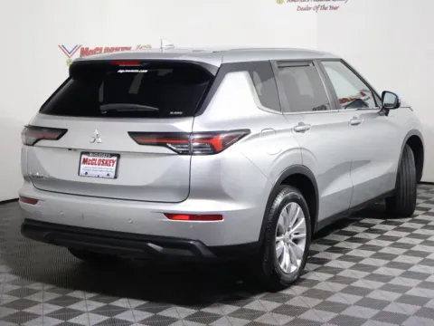 More photos of 2025 Mitsubishi Outlander ES at McCloskey Imports & 4x4s (Licensed as McCloskey Isuzu), CO
