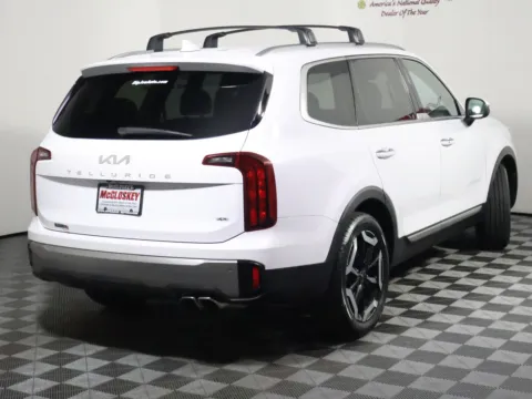 More photos of 2025 Kia Telluride S at McCloskey Imports & 4x4s (Licensed as McCloskey Isuzu), CO