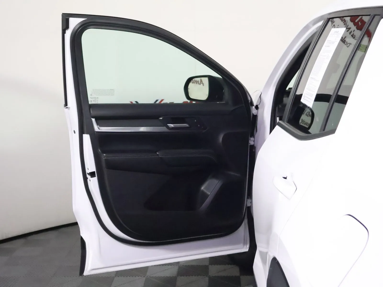 GMC Terrain photo 24