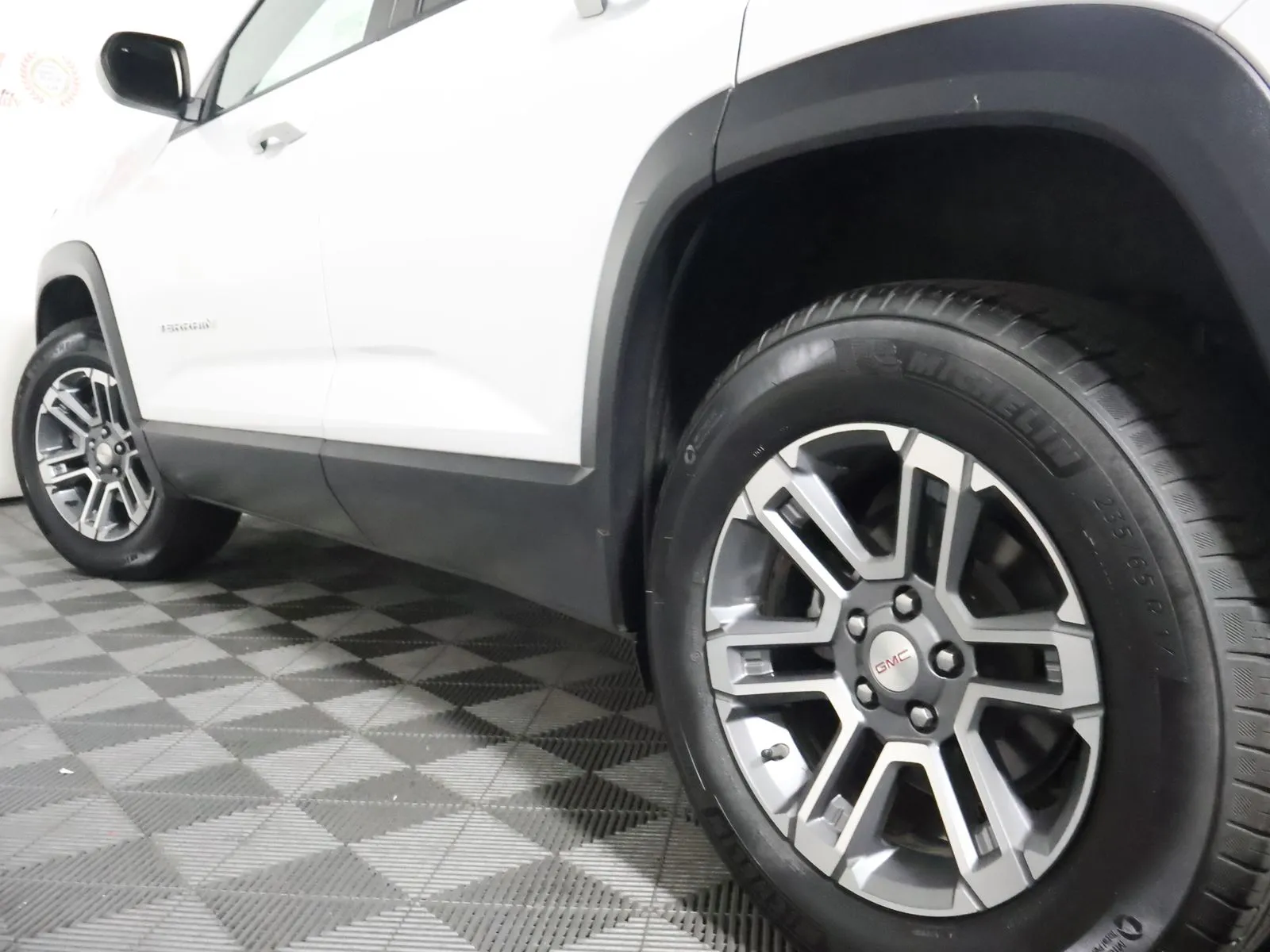 GMC Terrain photo 15