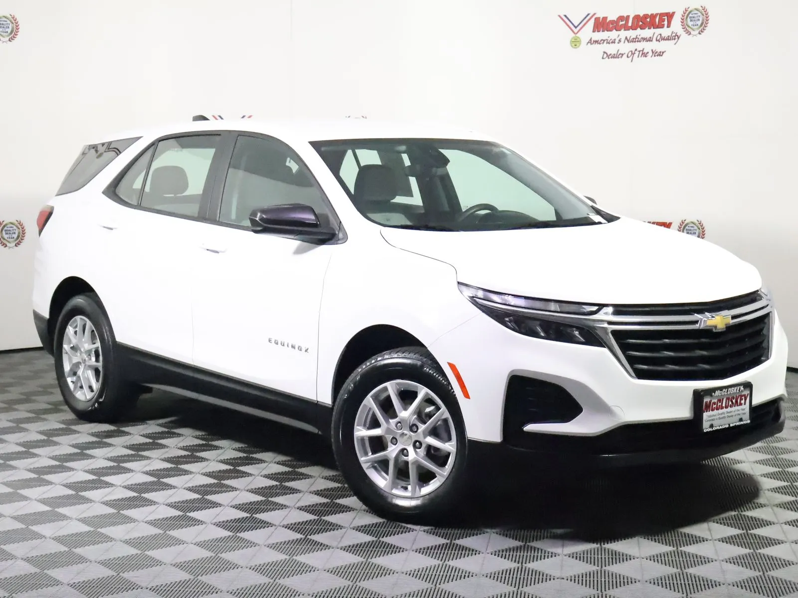 Chevrolet Equinox photo 2