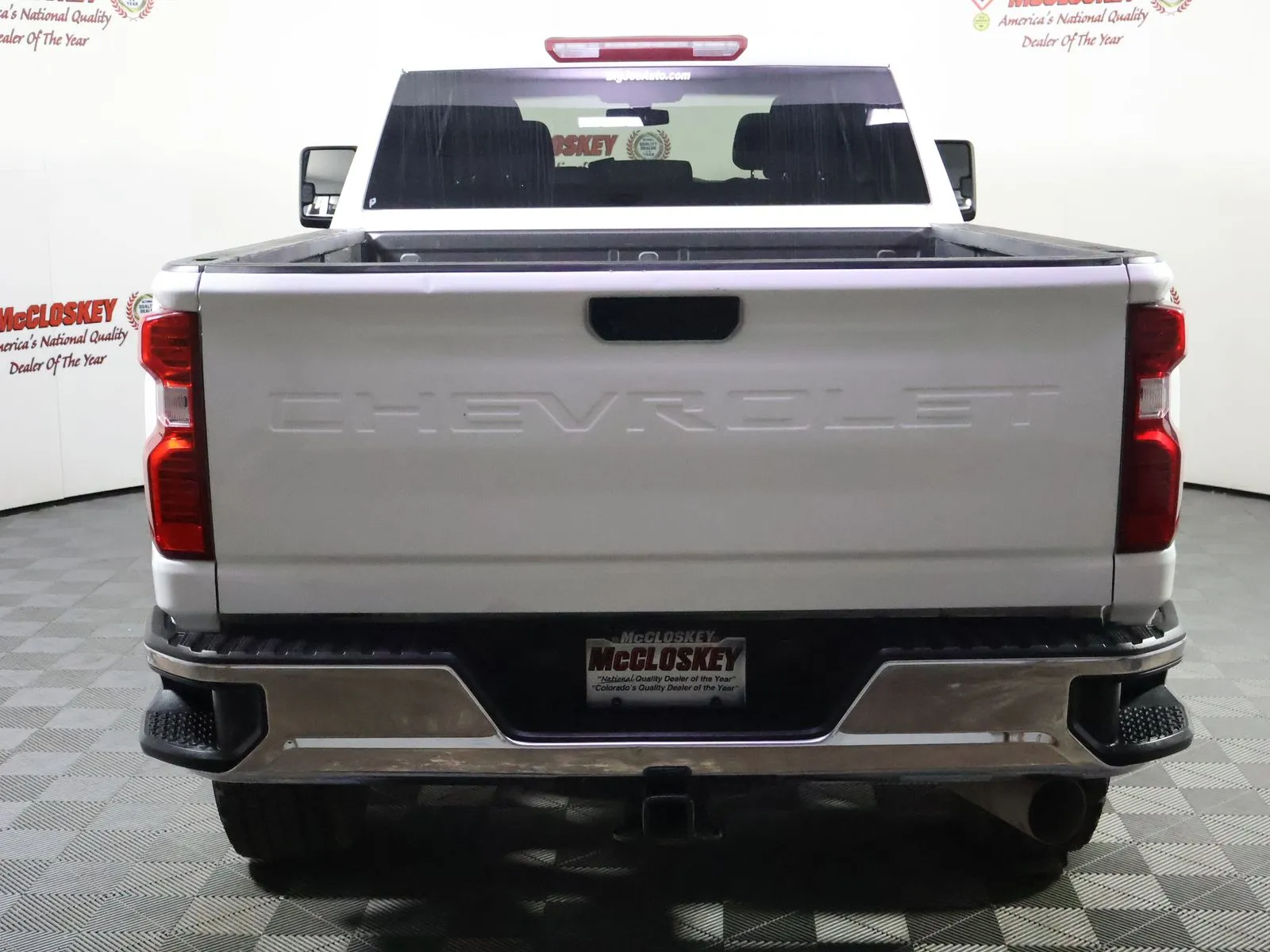 Chevrolet Silverado photo 9
