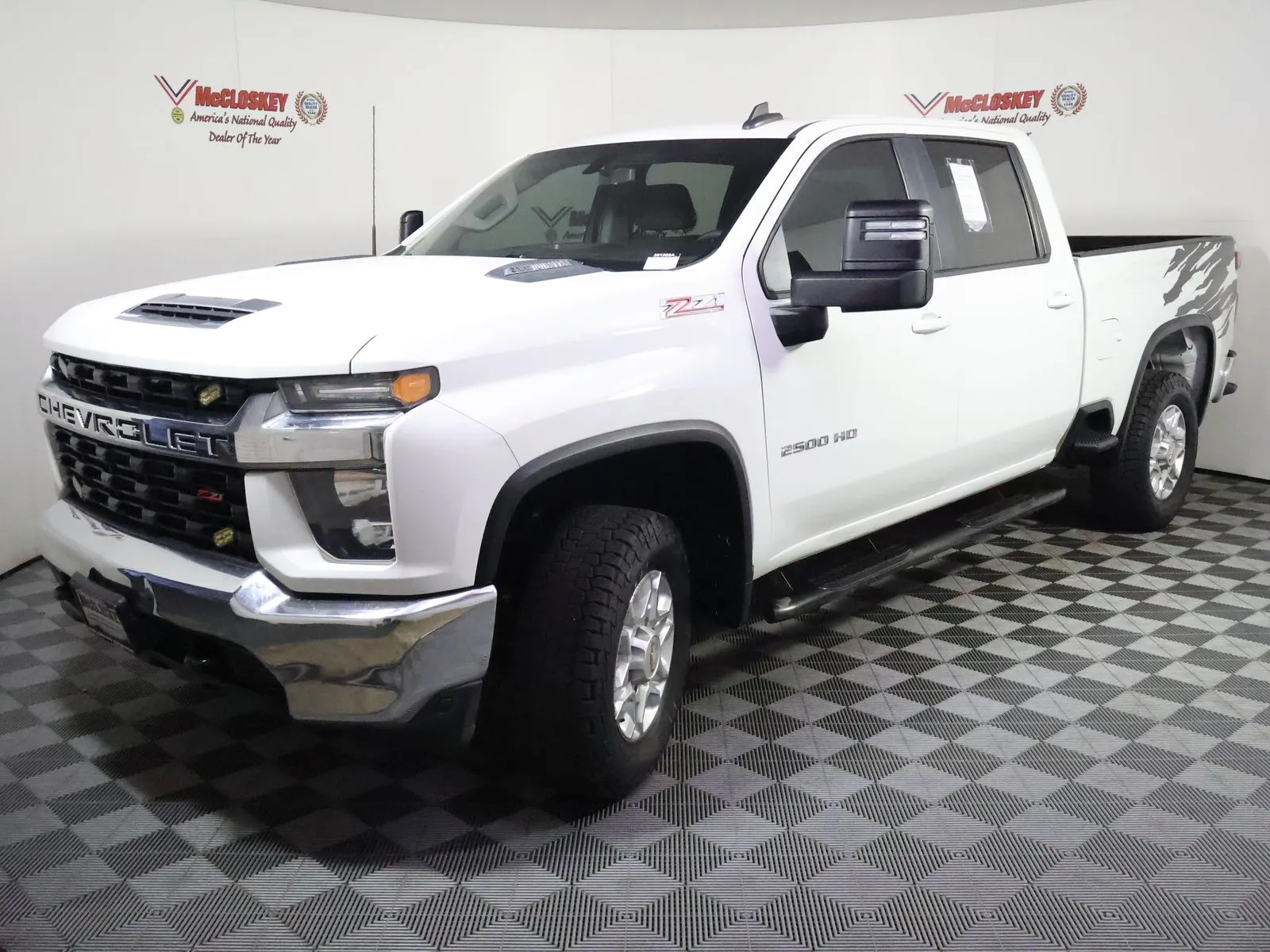 Chevrolet Silverado photo 15